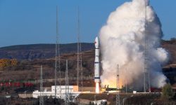 الصين تطلق قمرًا إصطناعيًّا إلى الفضاء